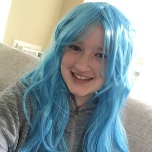 Meet your Posher, Alexandra